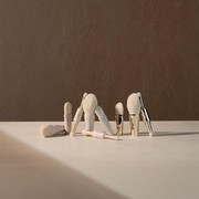 Praktis dan Stylish, Aeris Beaute Hadirkan Dua Warna Baru untuk The Signature 4-in-1 Brush