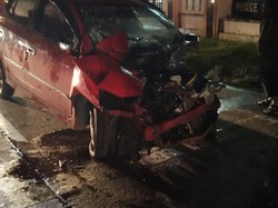 4 Mobil Kecelakaan Beruntun di Barru, 1 Anggota Polisi Dilarikan ke RS