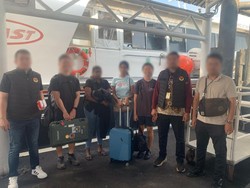 Imigrasi Batam Deportasi 9 WNA gegara Salahgunakan Izin Tinggal