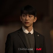 Jadi Pengacara, Simak Potret Jinyoung GOT7 yang Comeback di Drakor Our Unwritten Seoul