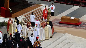 Misa Selesai, Peti Paus Fransiskus akan Dibawa ke Santa Maria Maggiore