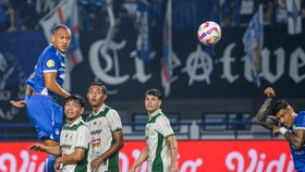 Hasil Liga 1: Hajar PSS 3-0, Persib Cuma Butuh 4 Poin untuk Juara