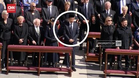VIDEO: Momen Jokowi di Barisan Depan Saat Pemakaman Paus Fransiskus