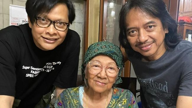 Kenangan Manis Armand Maulana bersama Alm Bunda Iffet