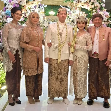 Selamat! Anak Willy Dozan & Betharia Sonata Resmi Nikah