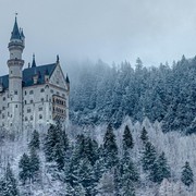 Top 5 List: Rekomendasi Destinasi Wisata yang Bikin Kamu Serasa Masuk Dunia Dongeng