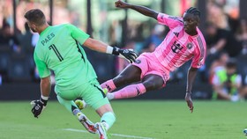 Hasil MLS: Maarten Paes Main Full, FC Dallas Bungkam Inter Miami 4-3