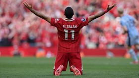 Mohamed Salah Terpilih Jadi Pemain Terbaik Liga Inggris 2024/2025