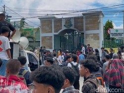 Massa Desak Kejati Sultra Usut Peran Komisaris PT LAM di Kasus Blok Mandiodo