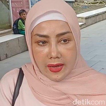 Tak Percaya Diri, Rency Milano Rela Rogoh Kocek Ratusan Juta untuk Oplas