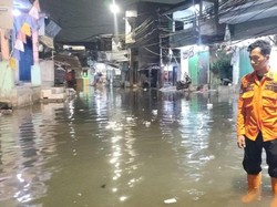 Banjir Rob Terjadi di Pluit Jakut Hari Ini, Ketinggian Air 25 Cm