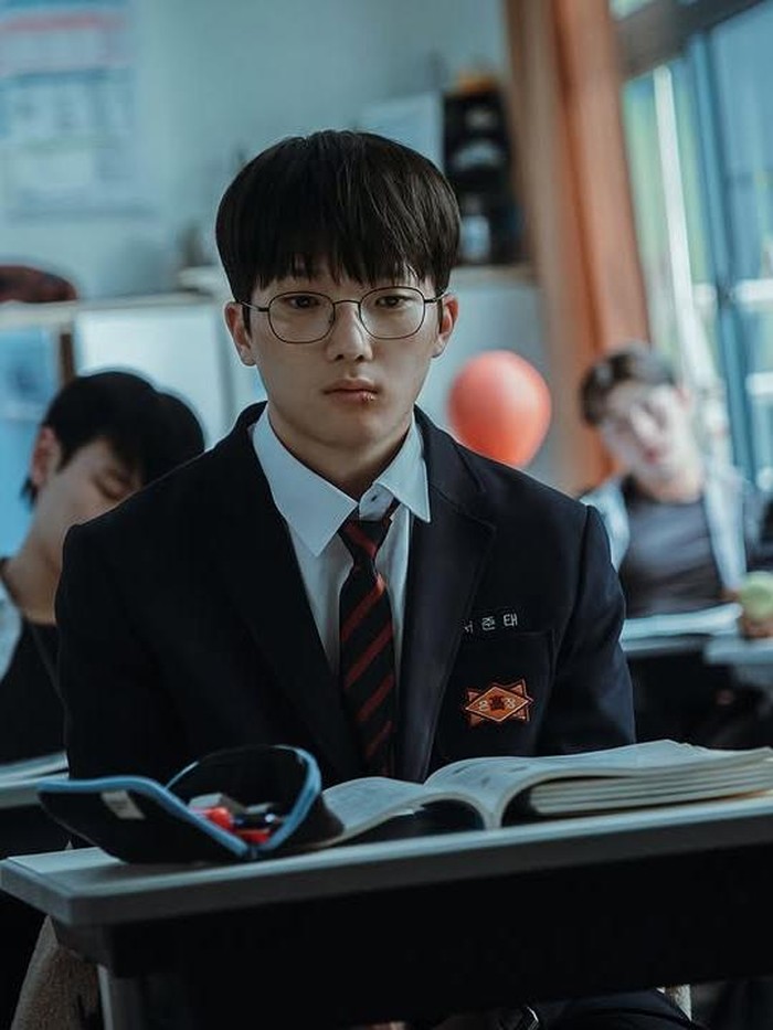 Choi Min Yeong di Weak Hero Class 2