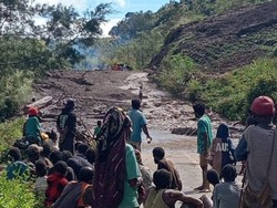 Kemensos Kirim Bantuan untuk Korban Banjir dan Longsor di Wamena
