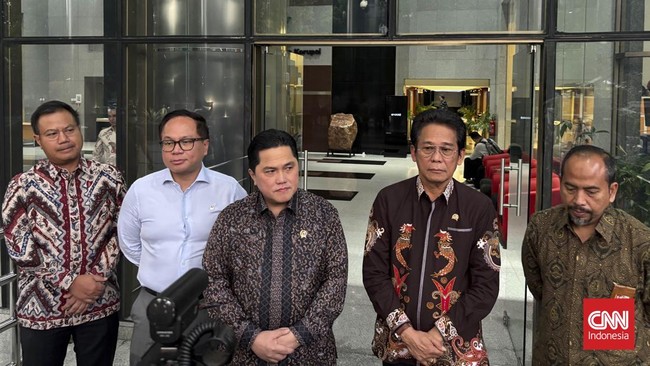Menteri BUMN Erick Thohir mengatakan perusahaan pelat merah sampai saat ini belum punya niat terlibat dalam upaya penyelamatan Sritex.