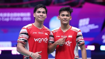 Berita Panas dari Dunia Sport CNN : Daniel Marthin Ungkap Sebab Terpincang-pincang Lawan Denmark
