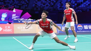 Update Eksklusif Olahraga CNN : Hasil Sudirman Cup: Fikri/Daniel Menang, Indonesia Kunci Juara Grup D