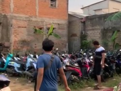 Penampungan Motor Tarikan Debt Collector Digerebek Polisi di Bogor