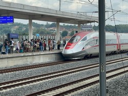 Jelang Libur Panjang Penumpang Kereta Cepat Tembus 22 Ribu