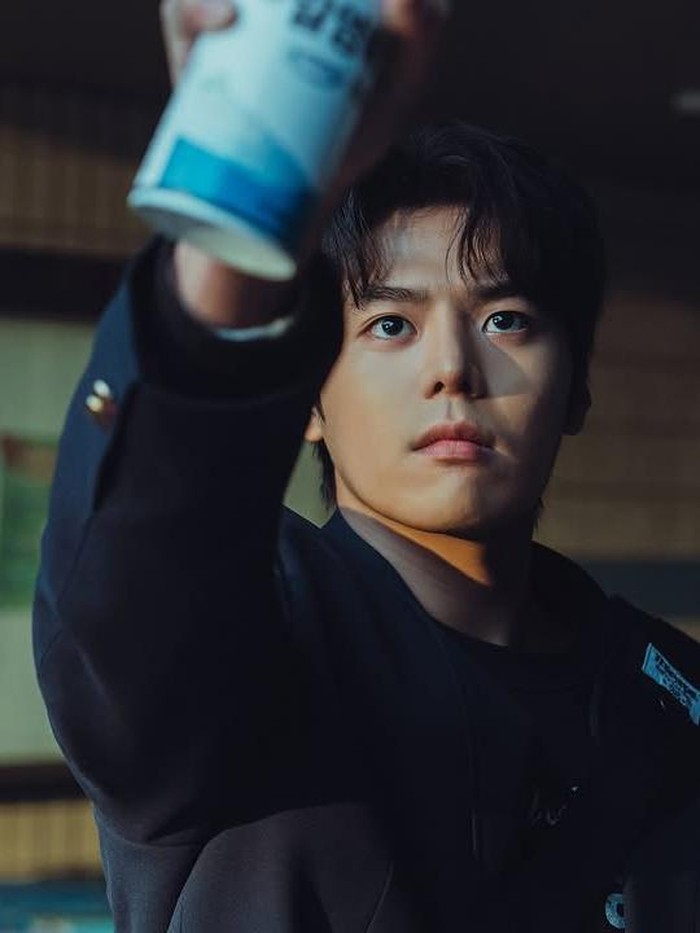 Ryeo Un di Weak Hero Class 2