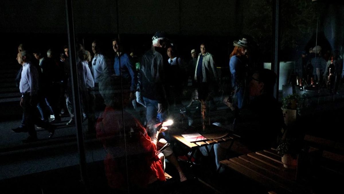 mati lampu masalh di spanyol dan portugal