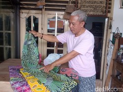 Cerita Sugianto Nasabah BRI yang Dijuluki Pembatik di Atas Gunung