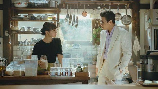 Berikut 5 rekomendasi dan sinopsis drama Korea terbaru tayang Mei 2025.