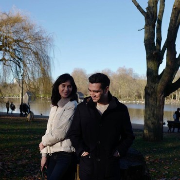 Diam-diam Cerai Sejak Februari 2025, 7 Foto Harmonis Fachri Albar & Renata 11 Tahun Menikah