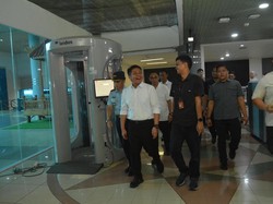 Gubernur Sumsel Pastikan Sarpras Infrastruktur Bandara SMB II Palembang