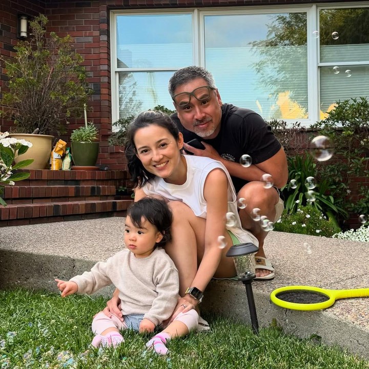 <p>Aktris Julie Estelle menikah dengan David Tjiptobiantoro pada 2020. Rumah tangga mereka kemudian diwarnai dengan kehadiran anak perempuan yang diberi nama Brielle Leila Tjipobiantoro pada 20 Juli 2023. (Foto: Instagram@julstelle)</p>