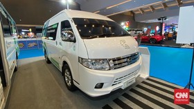 Kalista Pajang 2 Bus Listrik di PEVS 2025