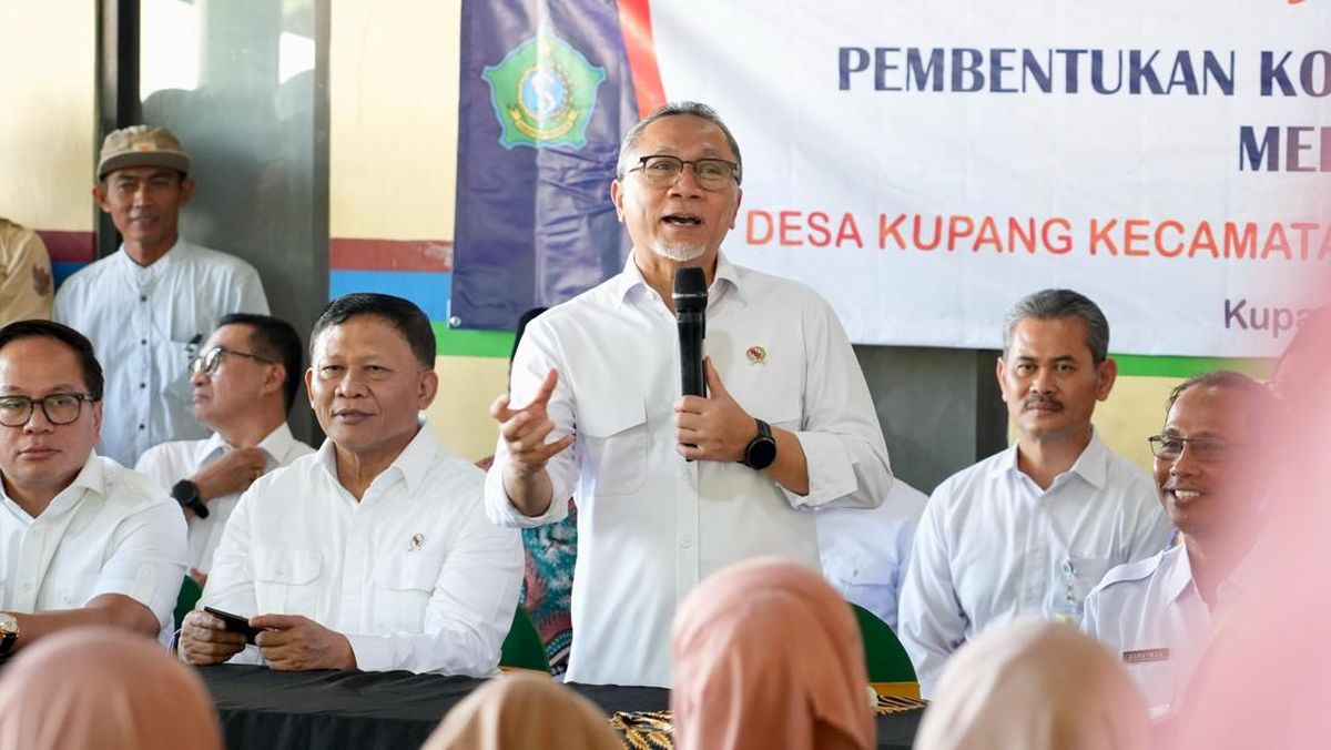 Zulhas Bahas Manfaat Kopdes Merah Putih di Sidoarjo