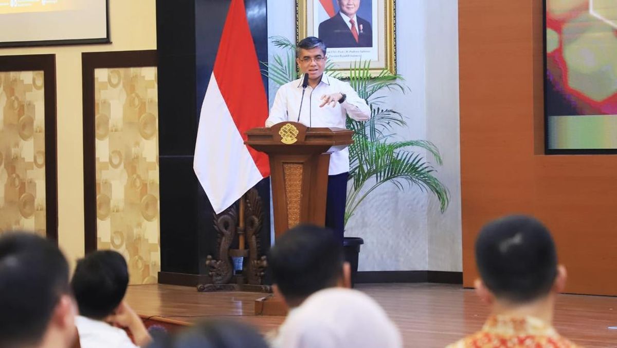 Yassierli Ajak Perusahaan Pemberi Kerja TKA Kolaborasi Dukung TKM