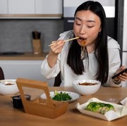 3 Makanan Ini Sering Dikonsumsi dengan Cara yang Keliru, Duh!