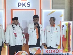 Ahmad Syaikhu: PKS Akan Kawal Perjuangan Buruh Lewat RUU Ketenagakerjaan