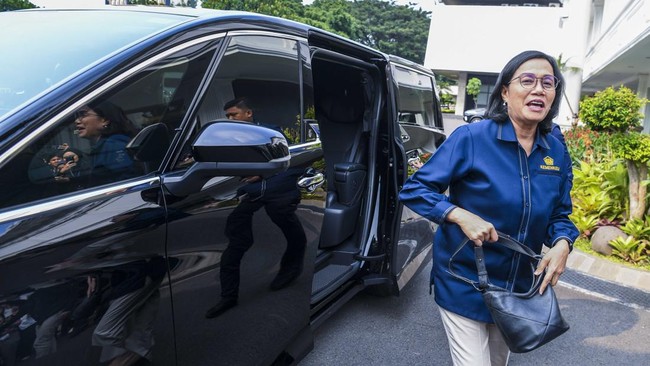 Pembahasan Sri Mulyani dengan investor hingga IMF salah satunya tentang dampak kebijakan tarif Trump terhadap perdagangan dan keuangan global.