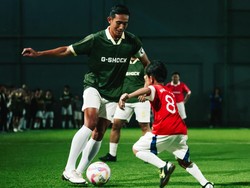 Momen Rizky Ridho Seru-seruan Main Mini Soccer