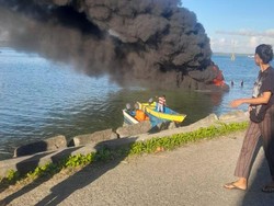Speedboat Hendak Jemput Bupati Tanimbar Terbakar di Pelabuhan, 2 Orang Luka