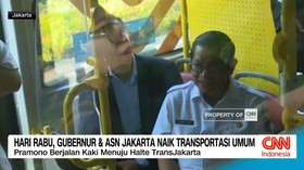 VIDEO: Hari Rabu, Gubernur & ASN Jakarta Naik Transportasi Umum