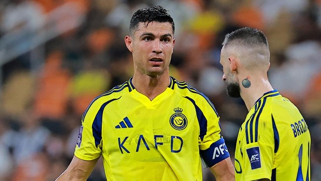 Pelatih Botafogo, Renato Paiva yang bermain di Liga Brasil mengaku akan sangat senang jika Cristiano Ronaldo bisa bergabung dengan timnya.