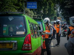 Puluhan Angkot Langgar Aturan di Bogor Terjaring Razia, Mobil Ditahan