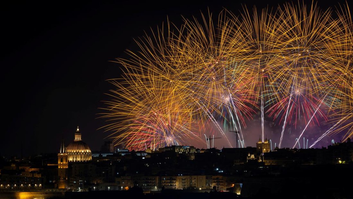 FOTO: Gemerlap Langit Kala Festival Kembang Api Internasional Malta