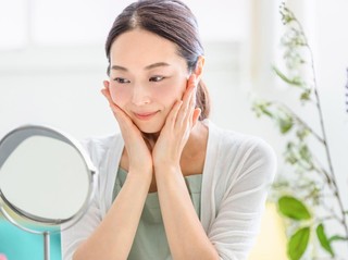 Nggak Perlu Beli 5 Alat Skincare Terpisah, Satu Device Ini Sudah Cukup?