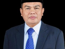 Mantan Ketua DPRD Provinsi Gorontalo Rustam Akili Meninggal Dunia