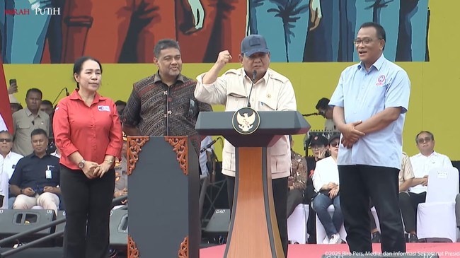 Di depan massa buruh saat May Day 2025, Presiden Prabowo Subianto berjanji RUU Perlindungan Pekerja Rumah Tangga (PPRT) akan segera dibahas DPR RI.