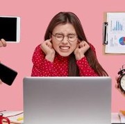 Sibuk Kerja sampai Nggak Ada Waktu Self-care? Simak Tips Keluar dari Hustle Culture