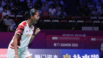 Berita Panas dari Dunia Sport CNN : FOTO: Alwi Hajar Antonsen hingga Kontroversi Indonesia vs Denmark