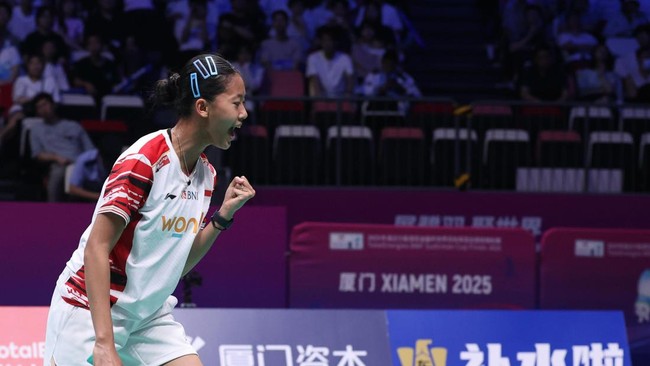 Link Live Streaming Indonesia vs Thailand di 8 Besar Sudirman Cup Indonesia akan menghadapi Thailand pada perempat final Sudirman Cup 2025 di Xiamen, Jumat (2/5). Berikut link live streaming laga tersebut.