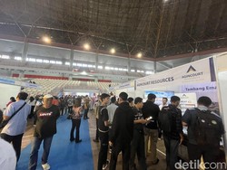 Ratusan Pencari Kerja Padati Job Fair di GOR Pancing saat Peringatan Hari Buruh