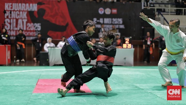 Orang Tua Peserta Apresiasi Kejuaraan Pencak Silat CNN Indonesia Kejuaraan Pencak Silat CNN Indonesia Piala Menpora mendapat apresiasi dari orang tua peserta karena dinilai sebagai batu loncatan untuk prestasi.