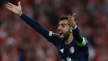 Berita Olahraga Terkini CNN Sport : Al Hilal Mau Bajak Bruno Fernandes dari MU, Dapat Gaji Rp2,2 T